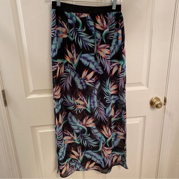 H&M Maxi Skirt Botanical Print NWOT - Picture 2 of 4
